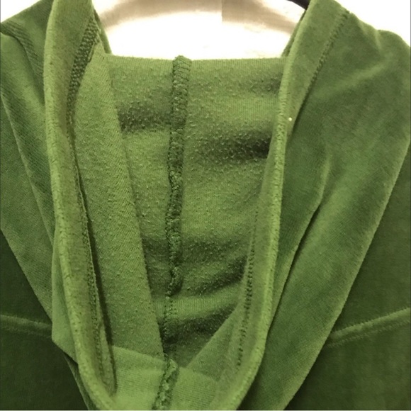 Cato Green Velvet Button Crop Hoodie - Picture 7 of 9